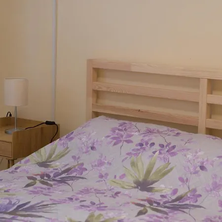 Modern Cozy In דירה